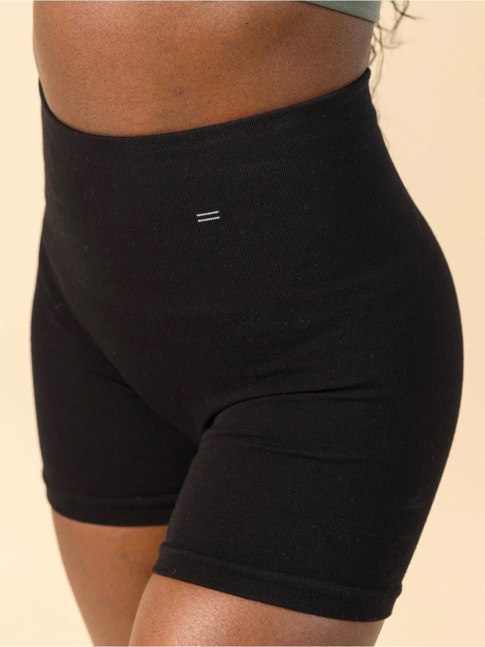 Branwyn compression shorts